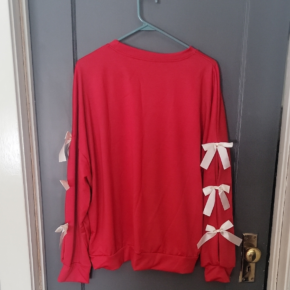 Chic Pink Sweatshirt with Bow Accents - Picture 2 of 4